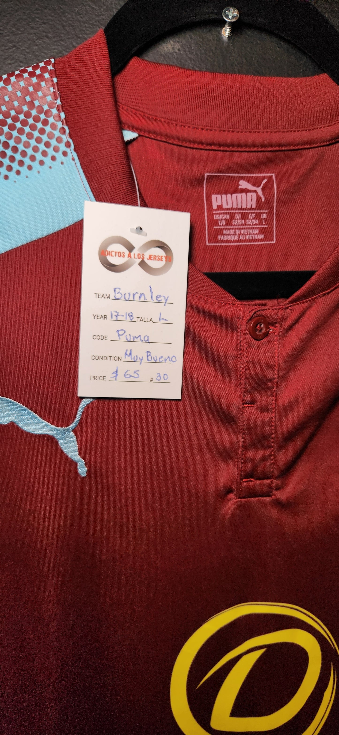 2017-18 Burnley Robbie Brady 12 Home jersey / Large / Good