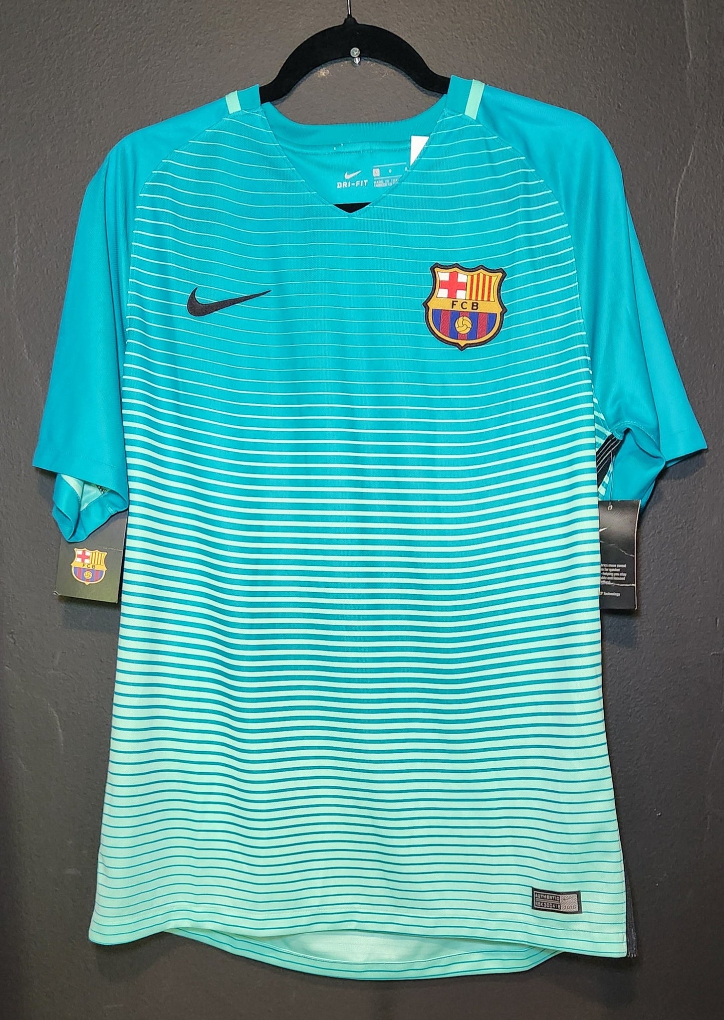 2016-17 FC Barcelona Third Jersey / Large / New