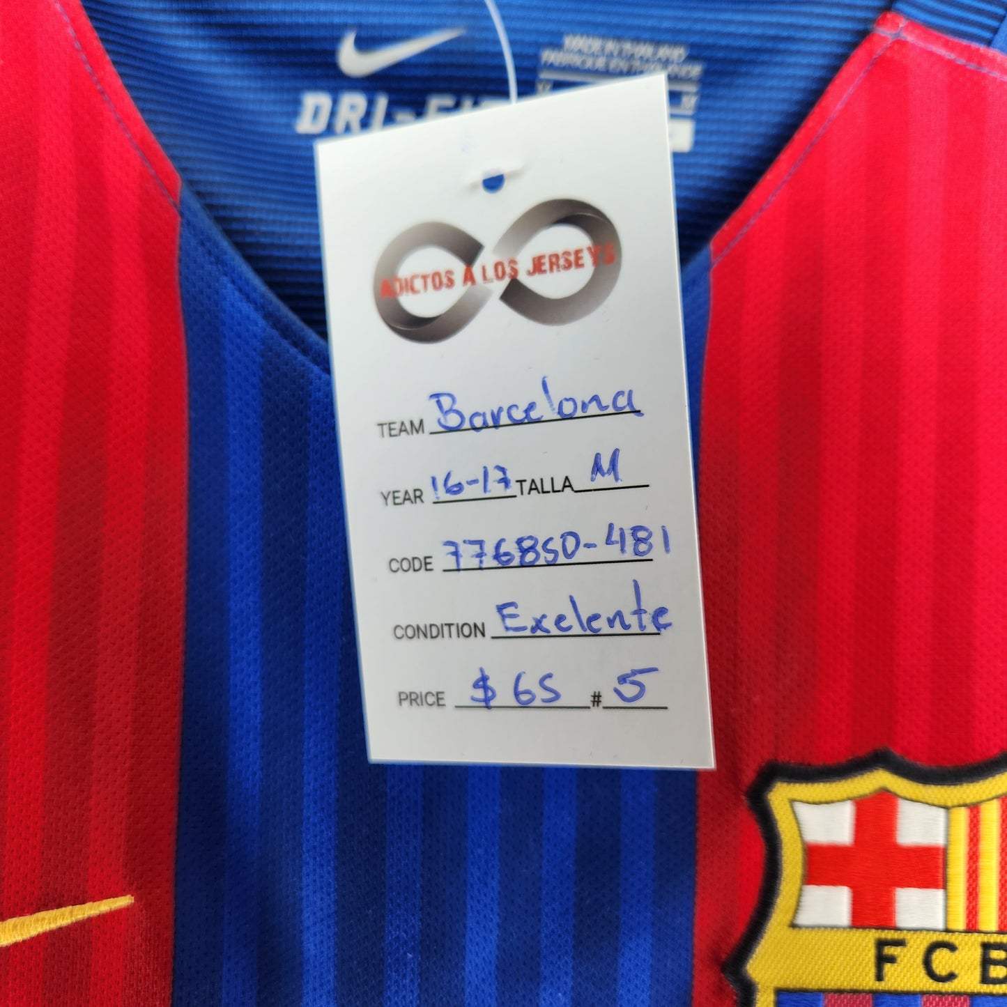 2016-17 FC Barcelona Home Jersey / Medium / Excellent