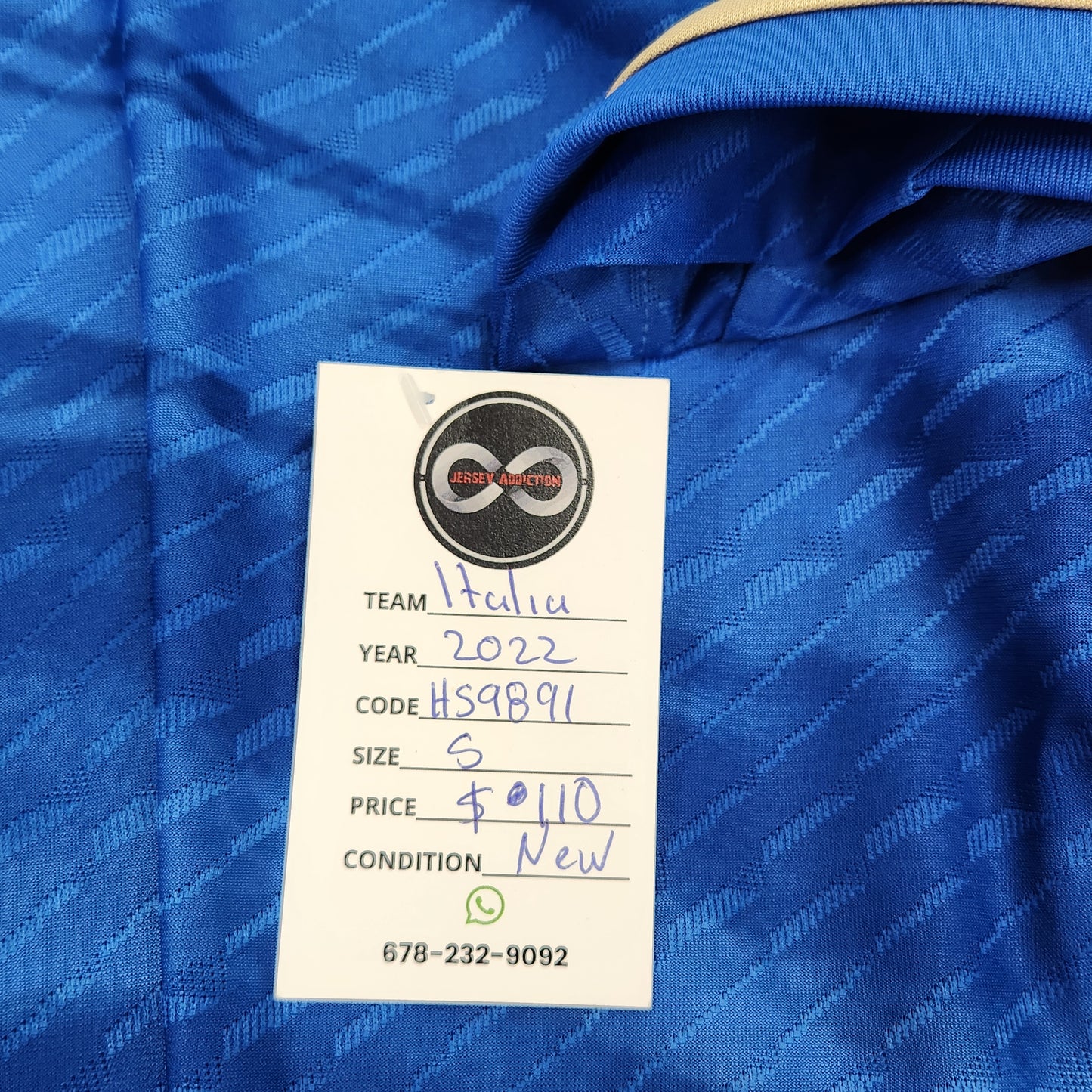 2022 Italy Home Jersey / Small / New
