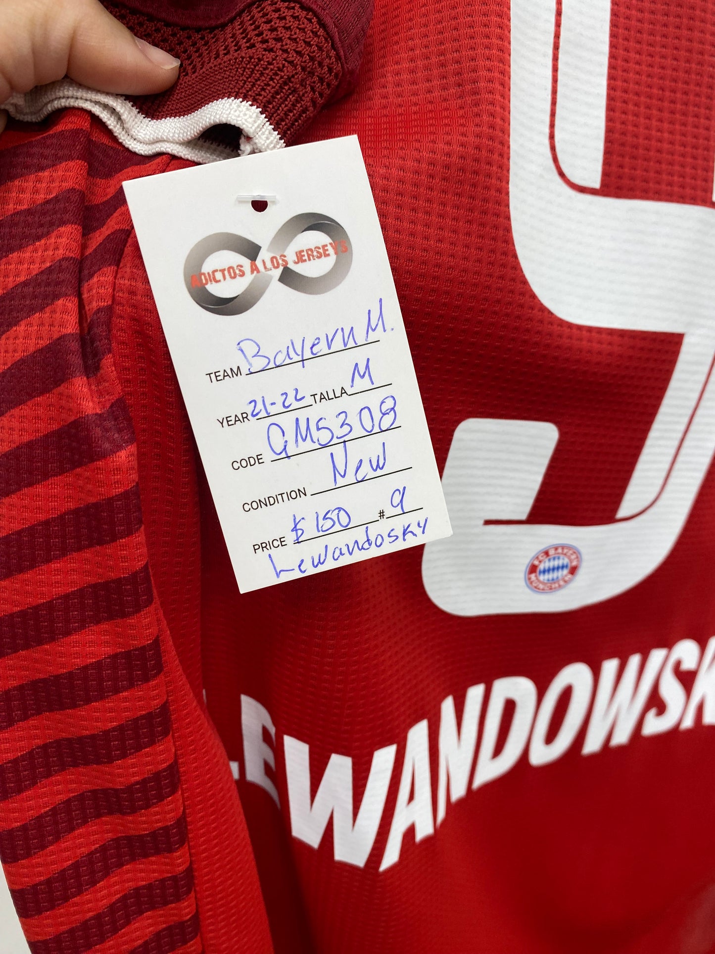 2021-22 Bayern München 9 Lewandoski Home Jersey / Medium / New