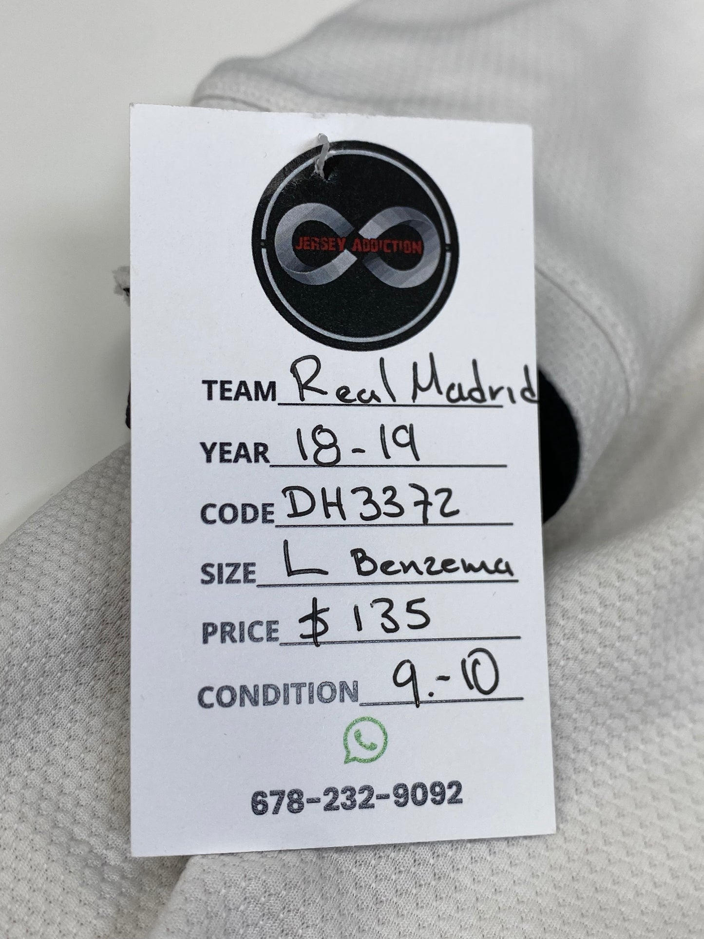2018-19 Real Madrid 9 Benzema Home Jersey / Large / 9/10
