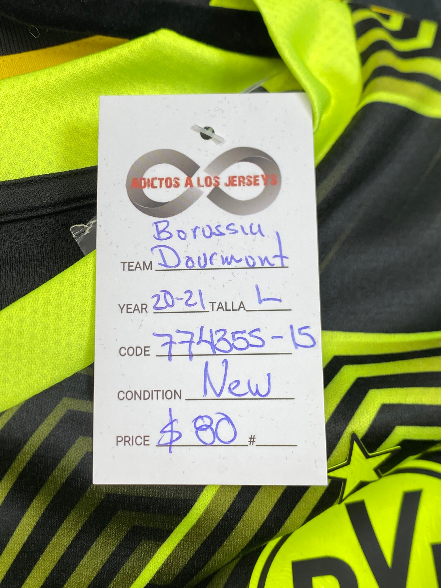 2020-21 Borussia Dortmund Training Jersey / Large / New