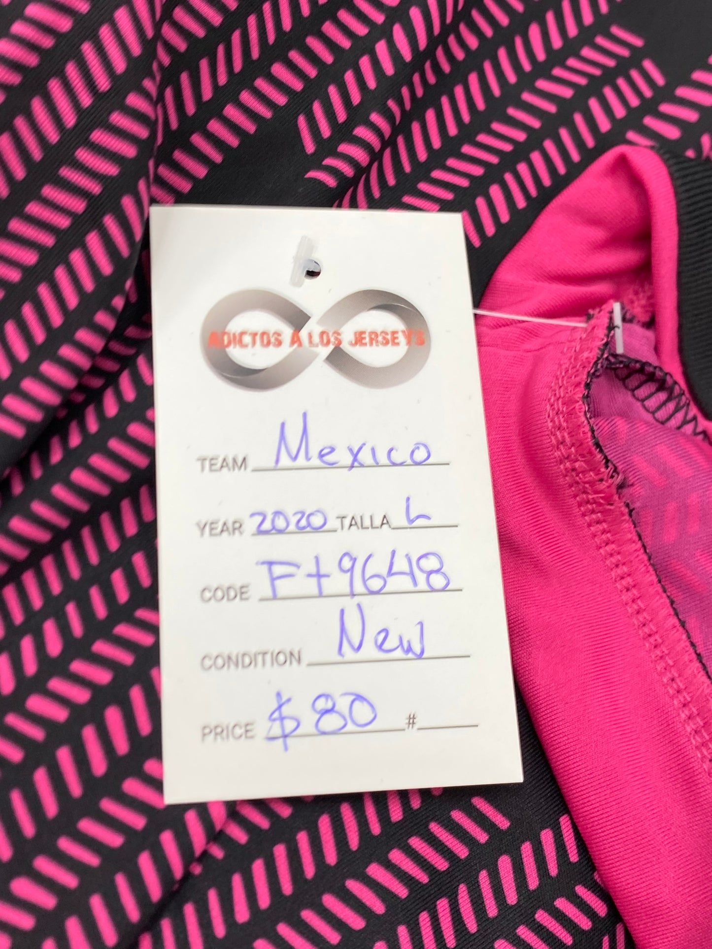 2020 Mexico Home Jersey / Large / New