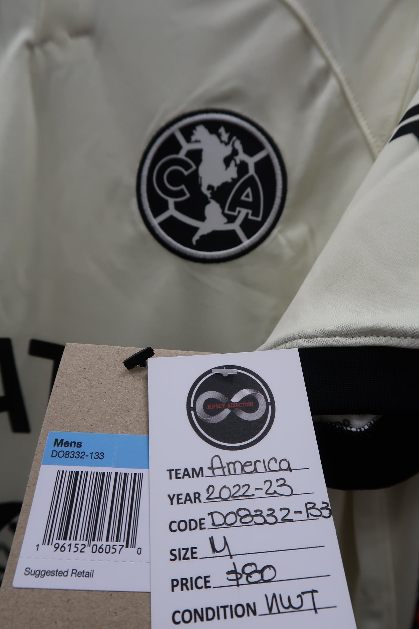 2022-23 Club América Third Jersey (Cream) / M / 10-10