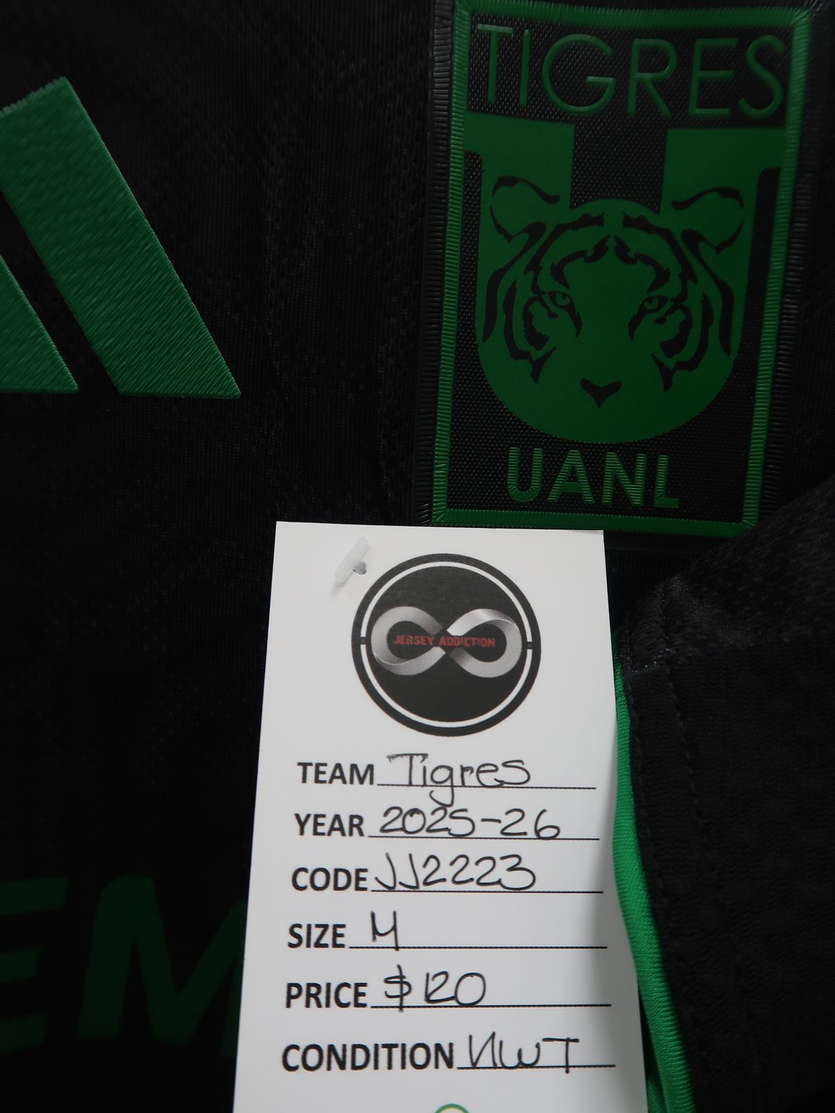 Tigres UANL 2025-26 Away Jersey tag