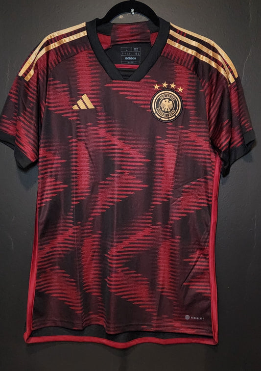 2022 Germany Away Jersey / Large / New