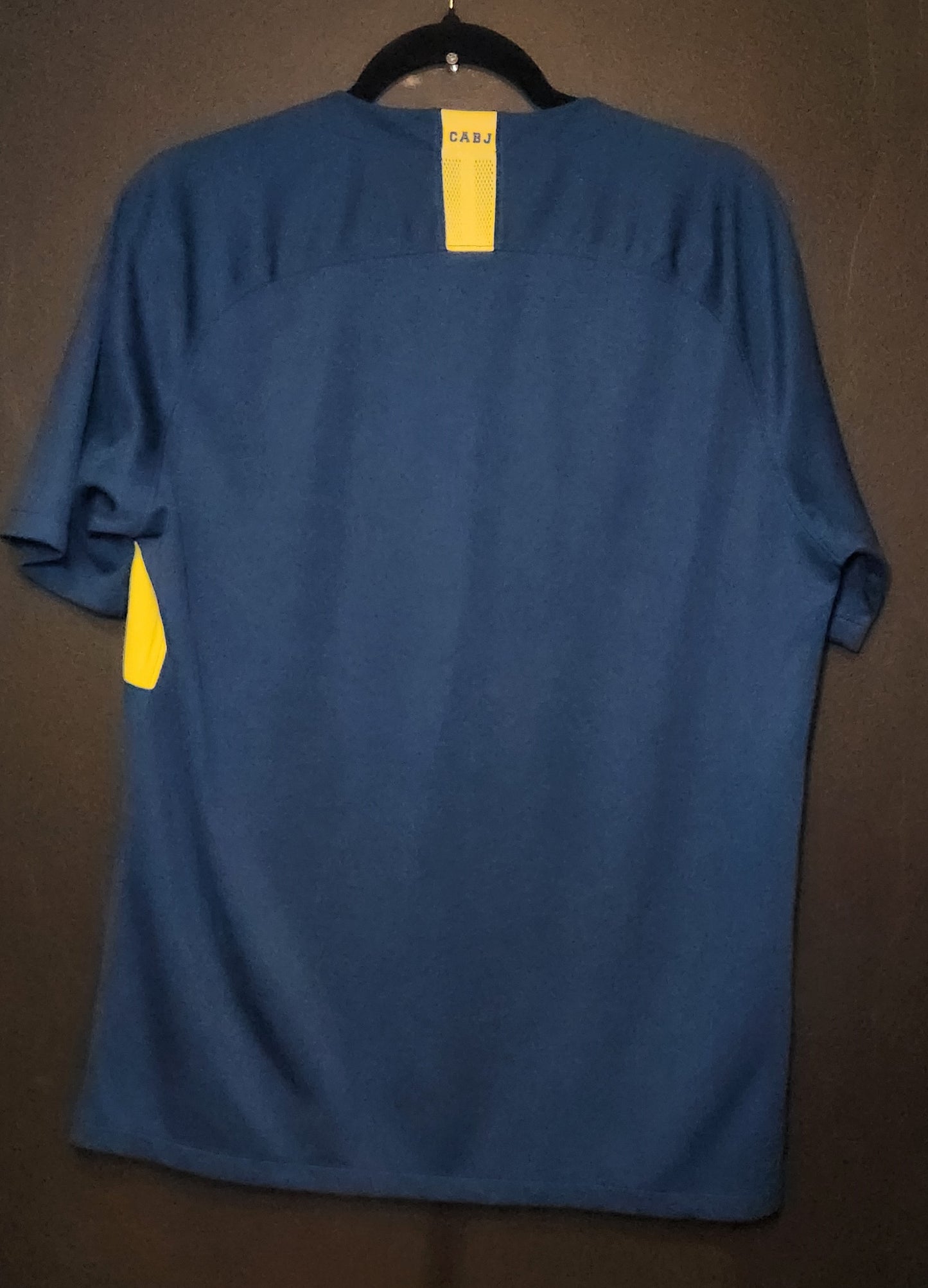 2018-19 Boca Juniors Home Jersey / Large / Excellent