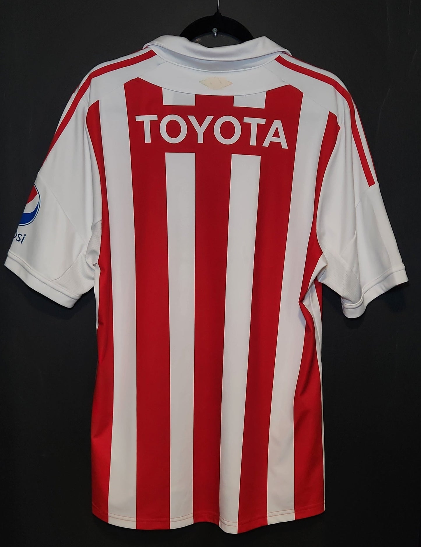 12-13 C.D. Guadalajara Home Jersey / Large/ Good