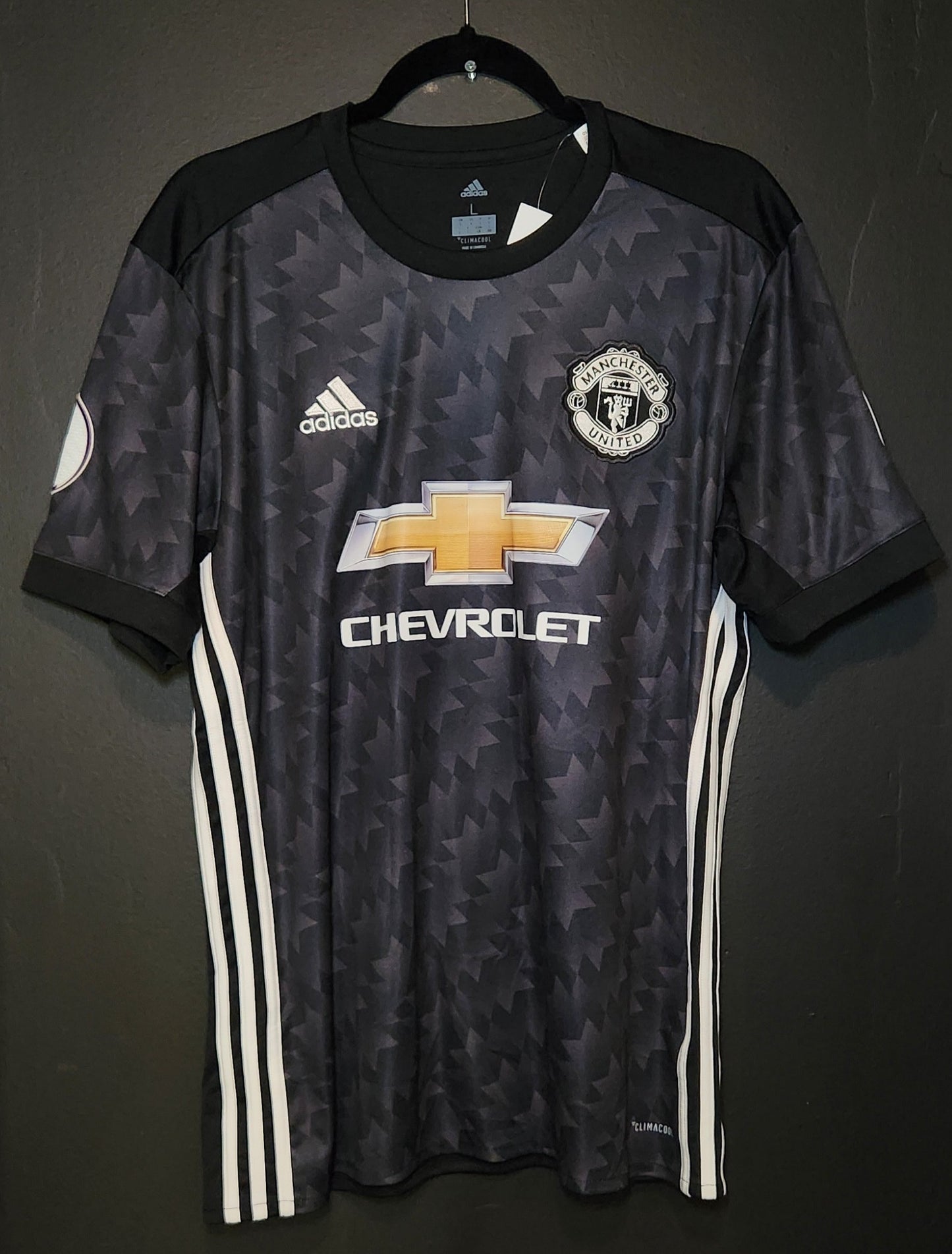 2017-18 Manchester United Paul Pogba 6 Away Jersey / Large / Excellent