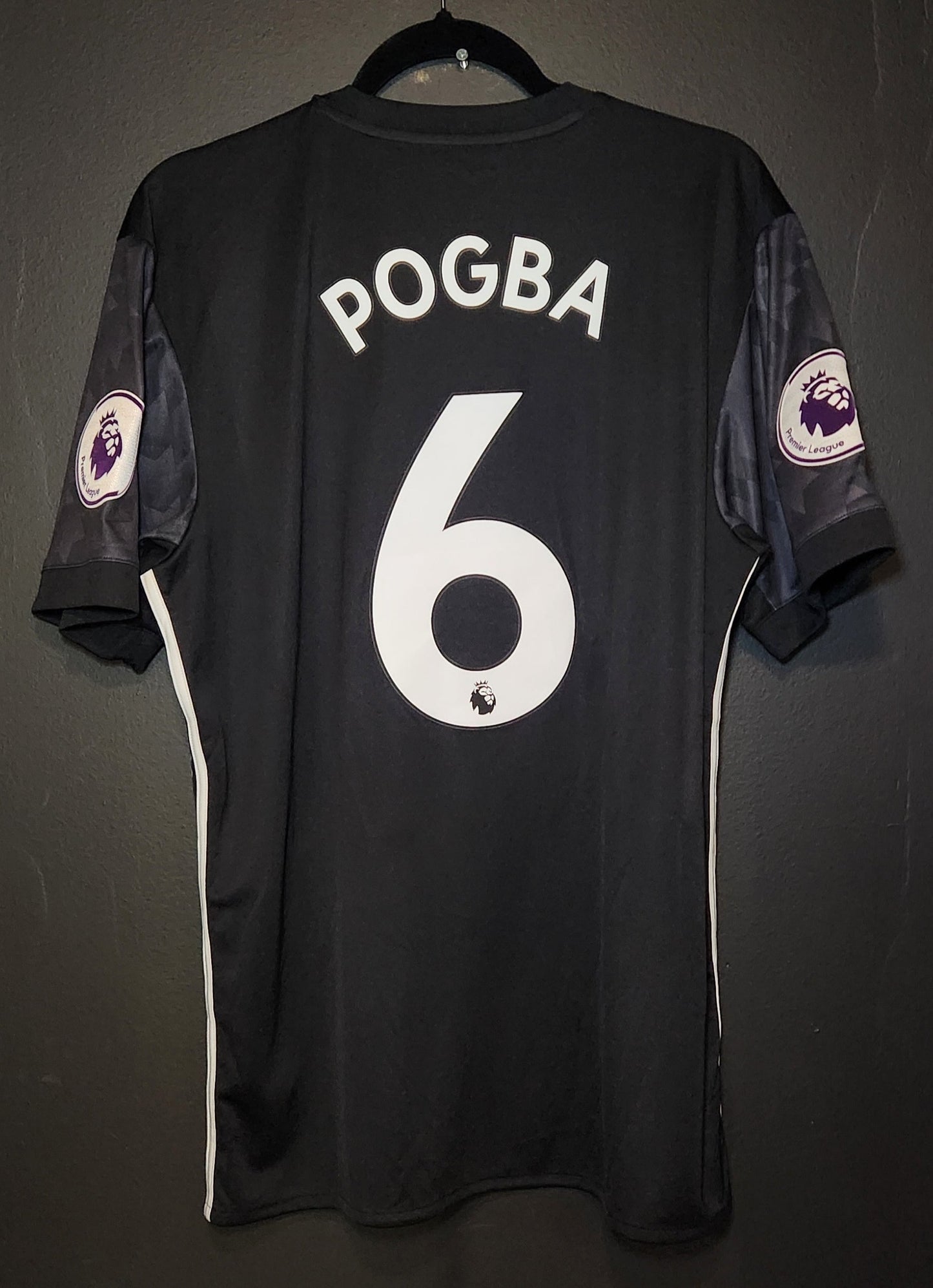 2017-18 Manchester United Paul Pogba 6 Away Jersey / Large / Excellent