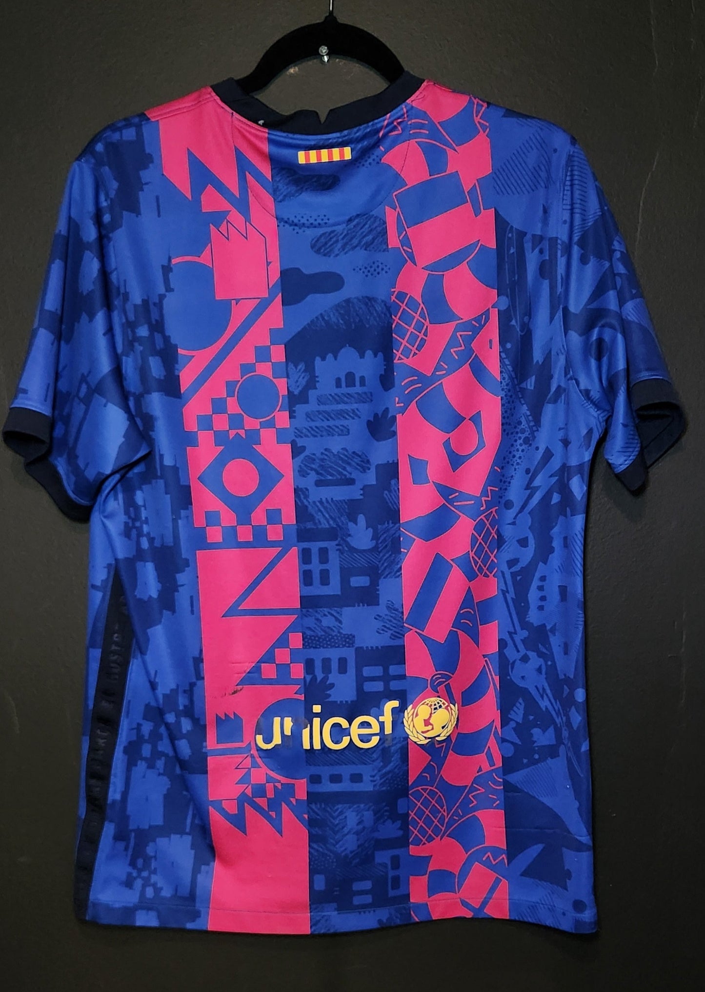 2021-22 FC Barcelona Third Jersey / Large / Good