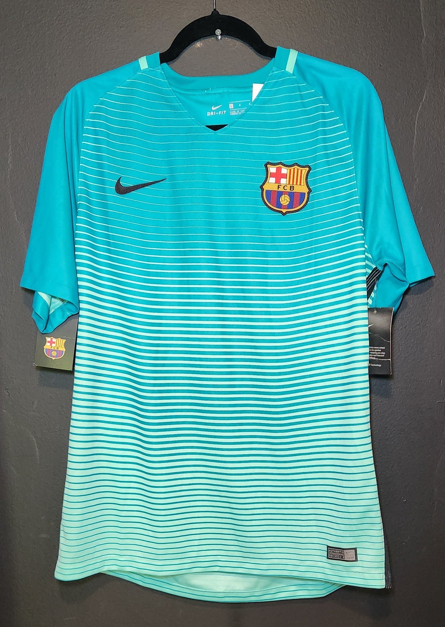 2016-17 FC Barcelona Third Jersey / Large / New