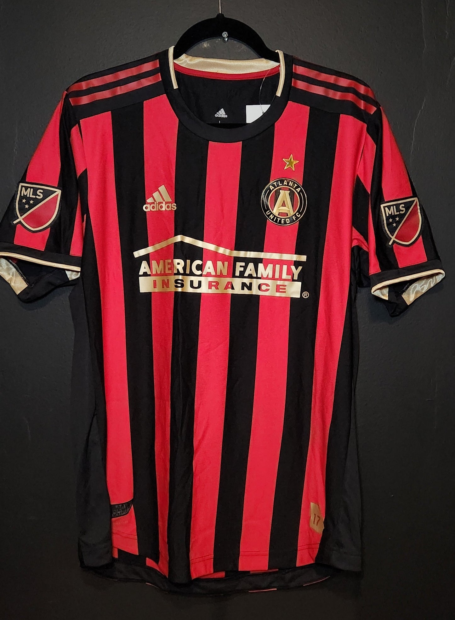 2019-20 Atlanta United Home Jersey / Large / New