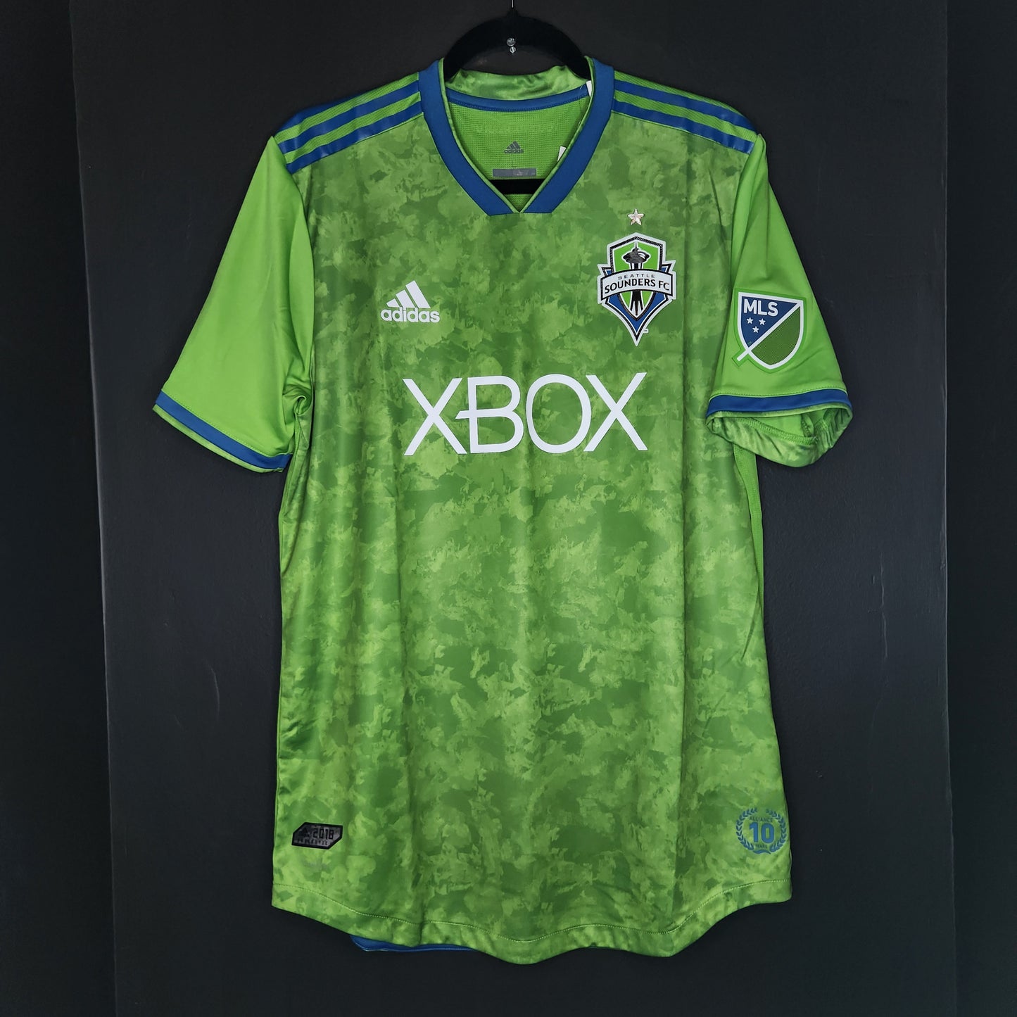 2017-18 Seattle Sounders FC Home Jersey / Large / New