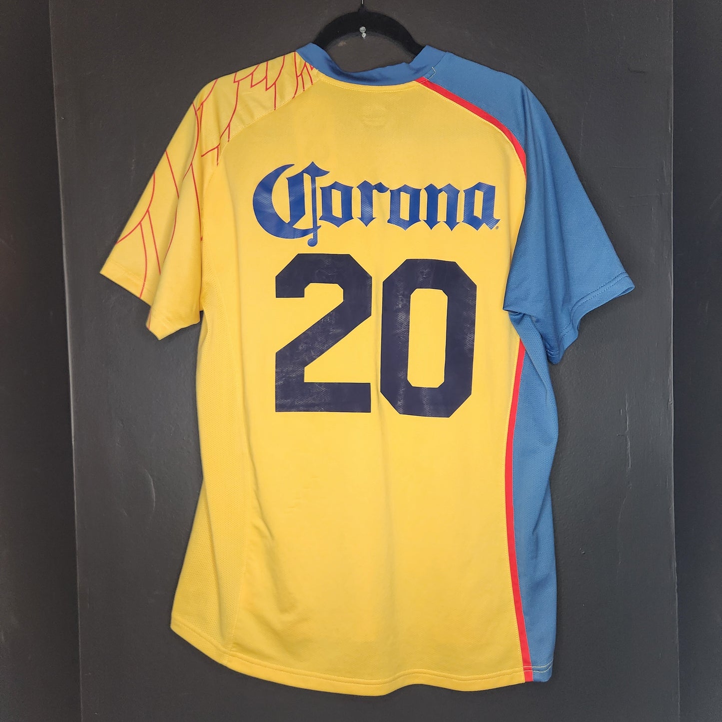 2008 Club America Home Jersey / Large / Good