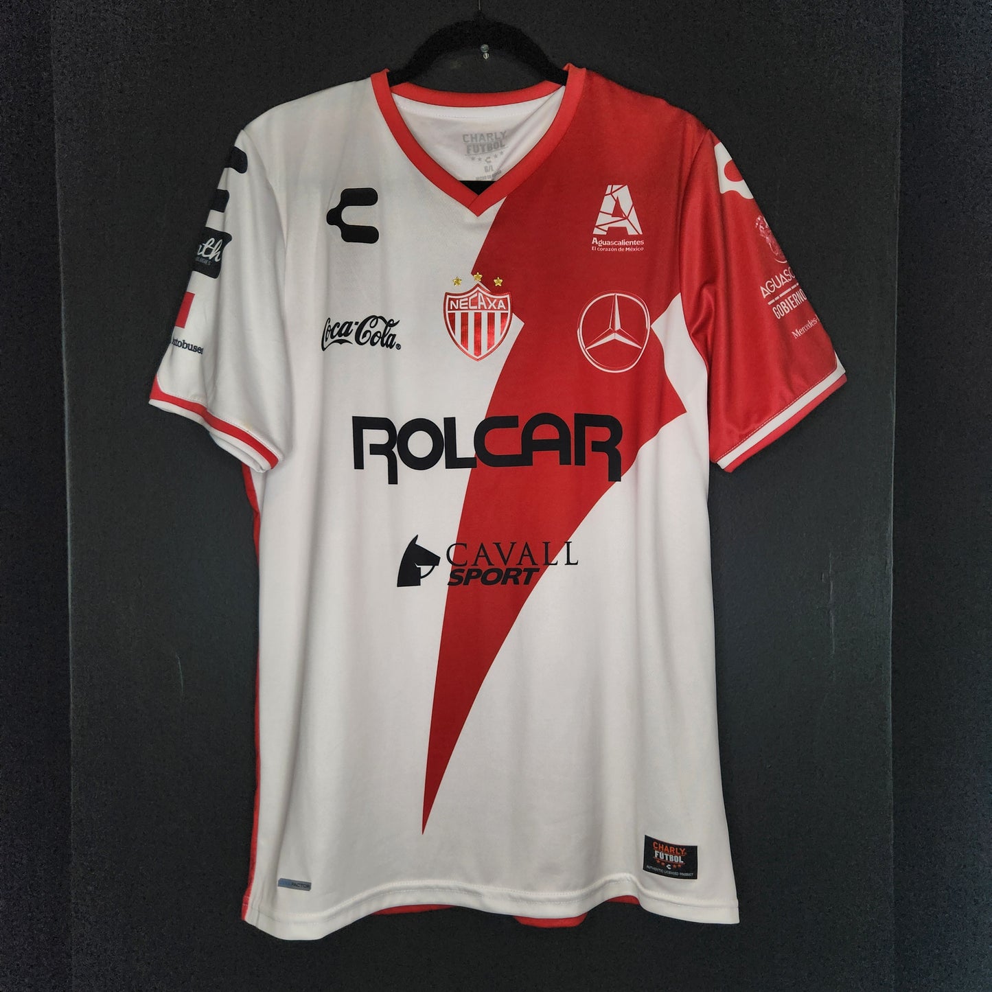 2017-18 Necaxa Third Jersey / Large / Excellent