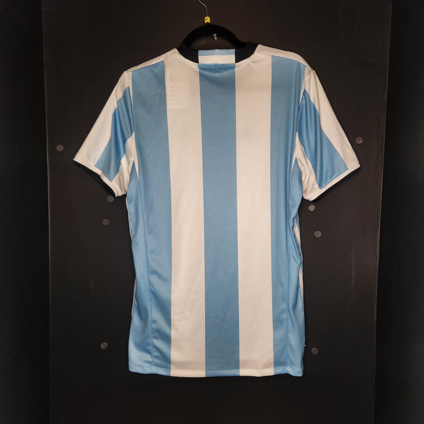 2016 Argentina Home Jersey / Medium / Good