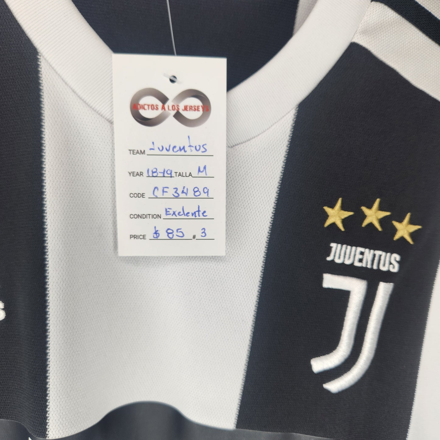 2018-19 Juventus F.C. Cristiano Ronaldo 7 Home Jersey / Medium / Excellent