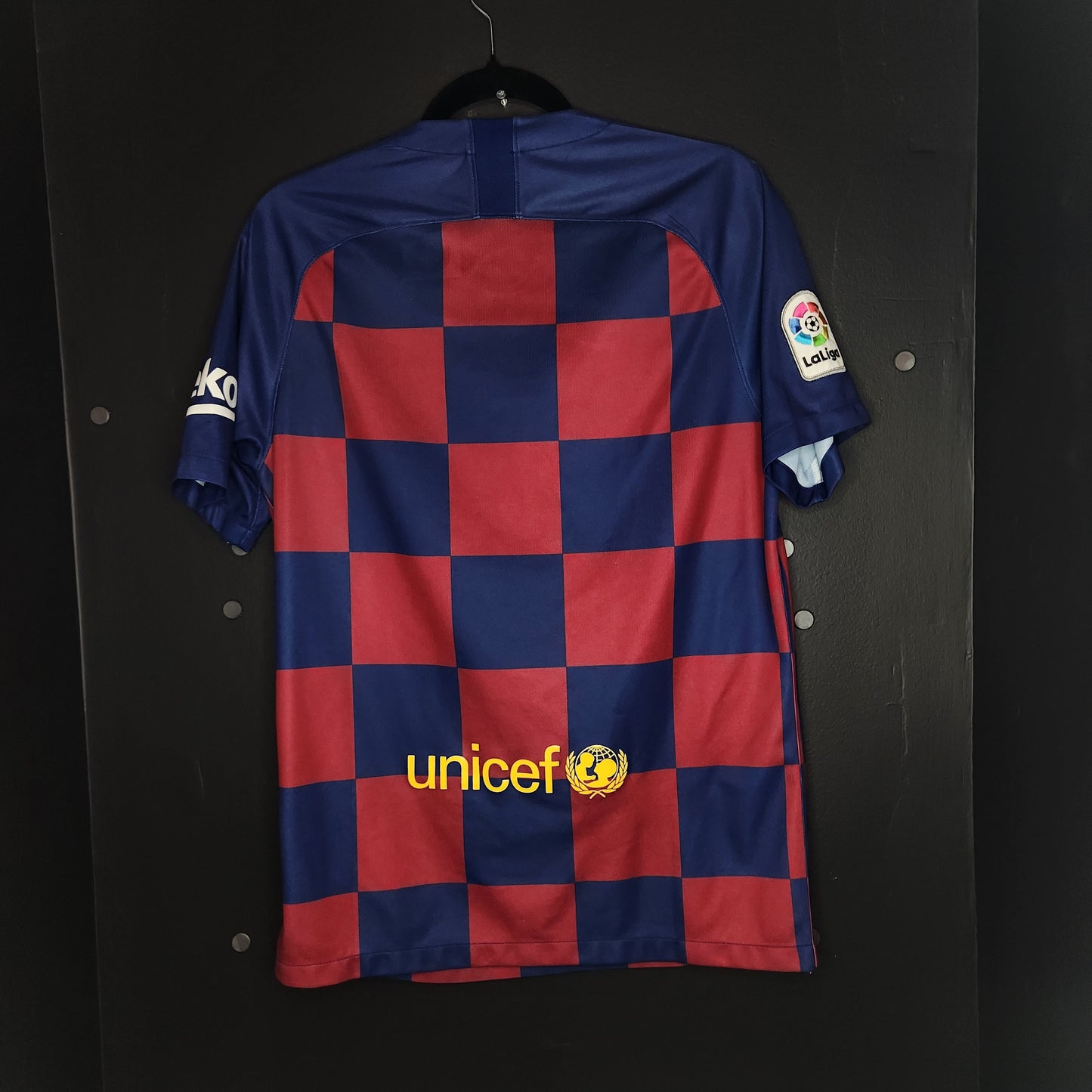 2019-20 FC Barcelona Home Jersey / Medium / Good