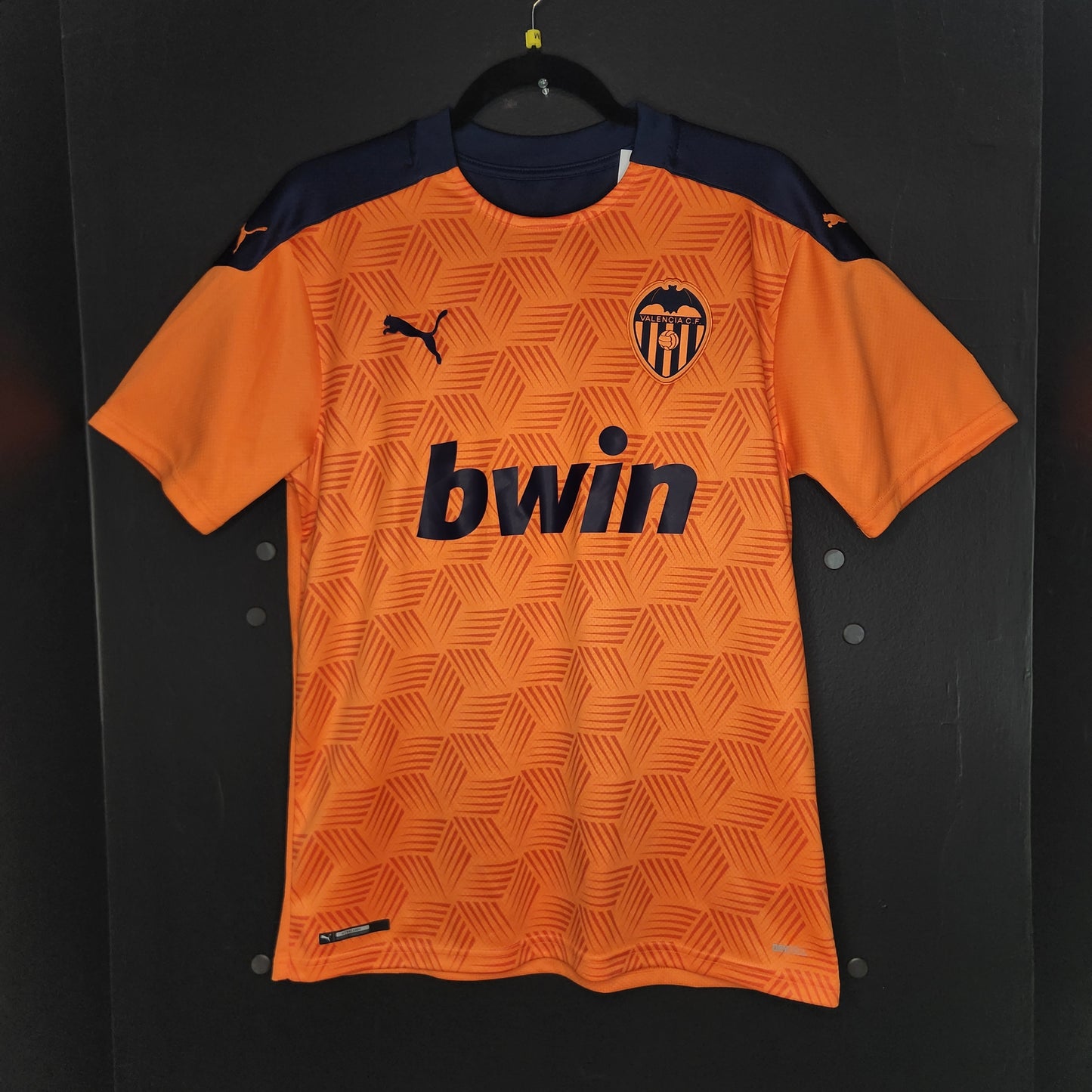 2020-21 Valencia Away Jersey / Medium / Excellent