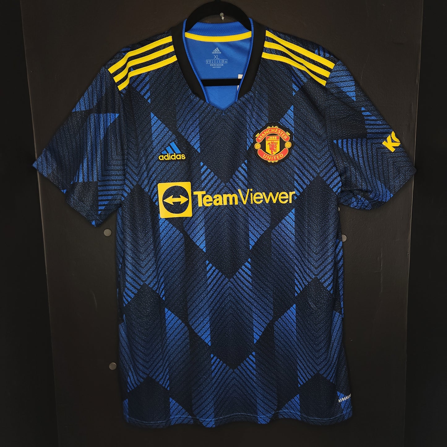 2021-22 Manchester United Third Jersey / X-Large / New