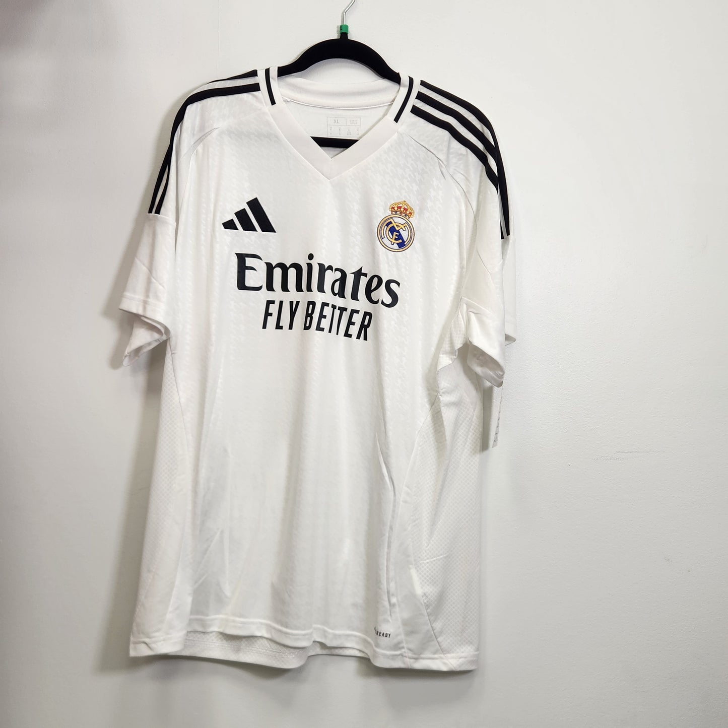 2024-25 Real Madrid Home Jersey / X-Large / New