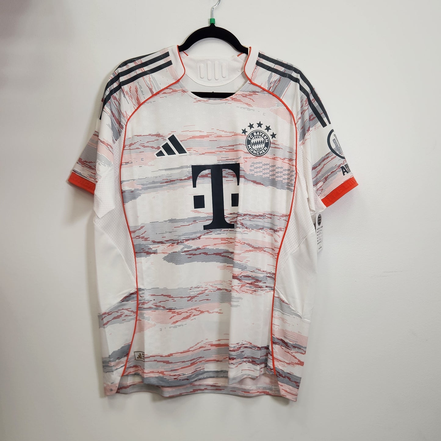 2025-26 Bayern München Away Jersey / X-Large / New