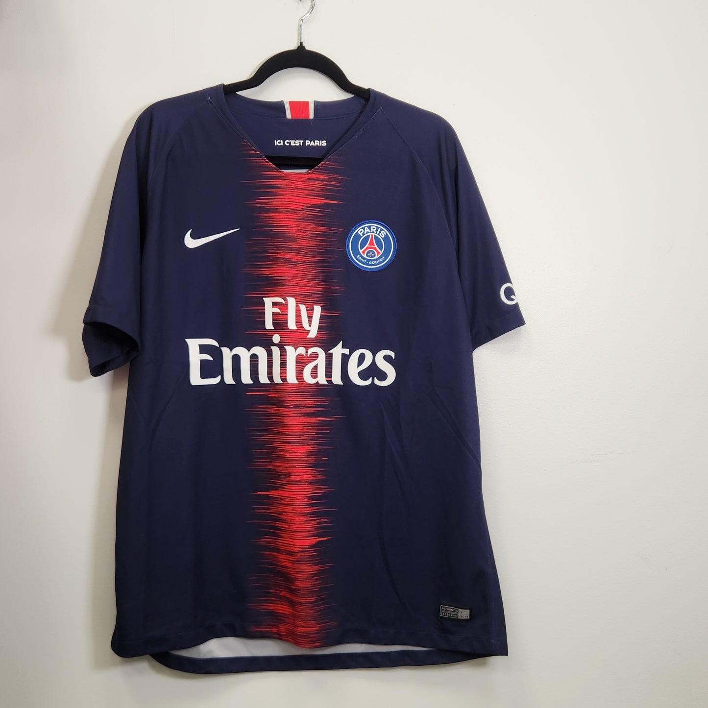 2018-19 Paris Saint-Germain Neymar Jr. 10 Home Jersey / X-Large / 10/10