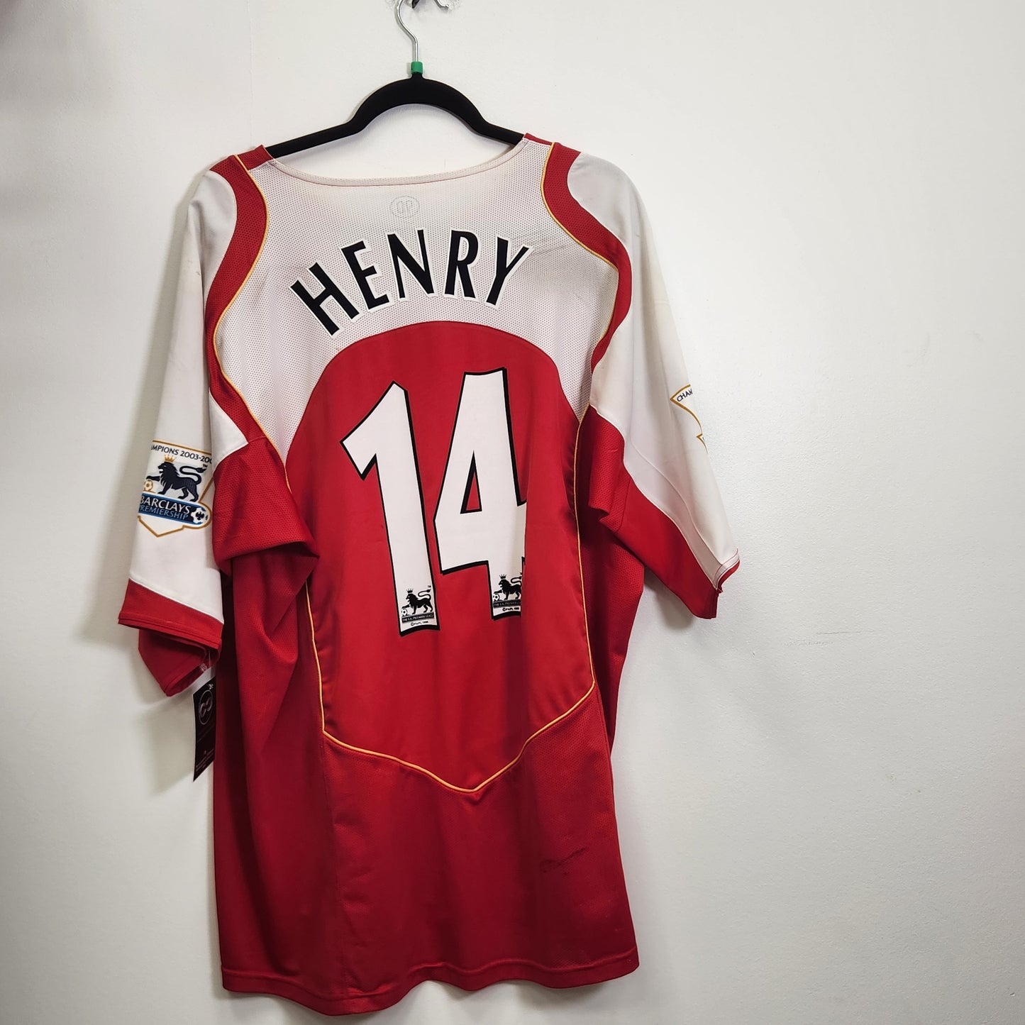 2004-05 Arsenal FC Henry 14 Home Jersey / X-Large / 9/10
