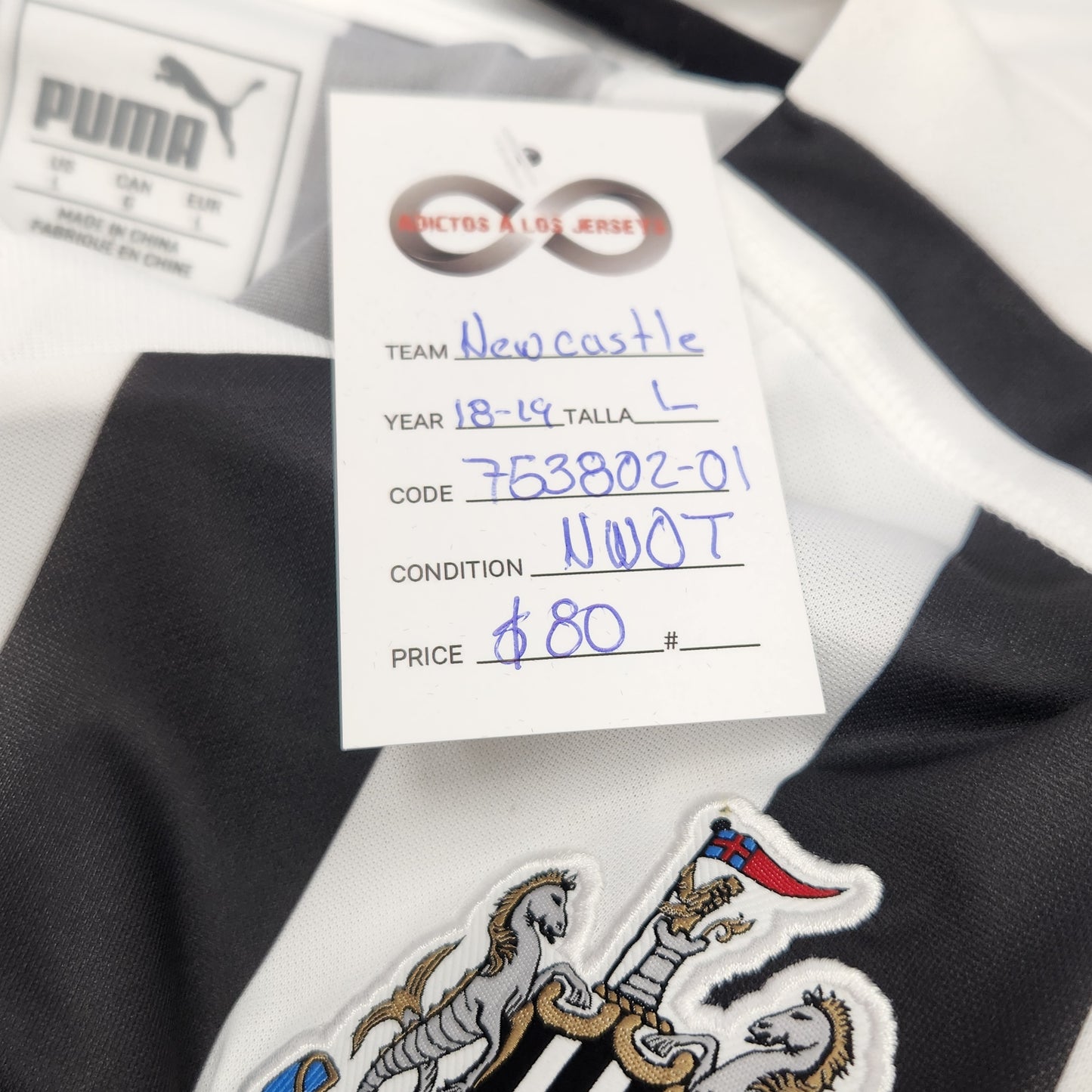 2018-19 NewCastle United Home Jersey / Large / New