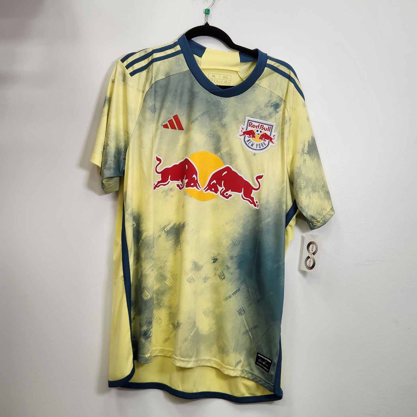2022-23 New York Red Bulls Home Jersey / X-Large / New