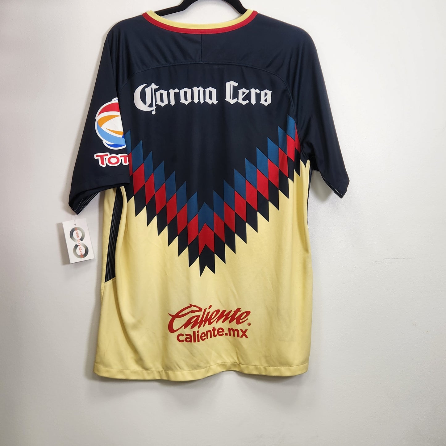 2017-18 Club America Home Jersey / X-Large / 9/10
