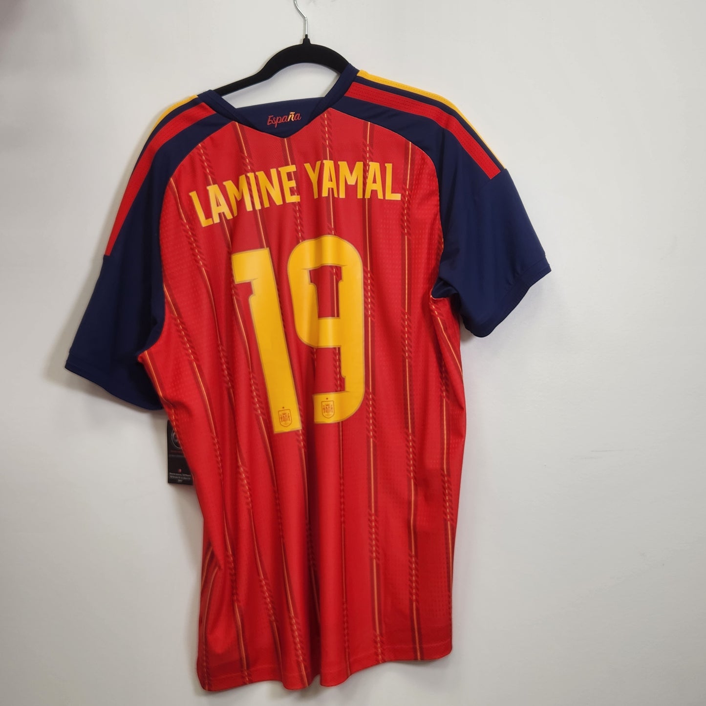 2025 Spain Lamine Yamal 19 Home Jersey / X-Large / New