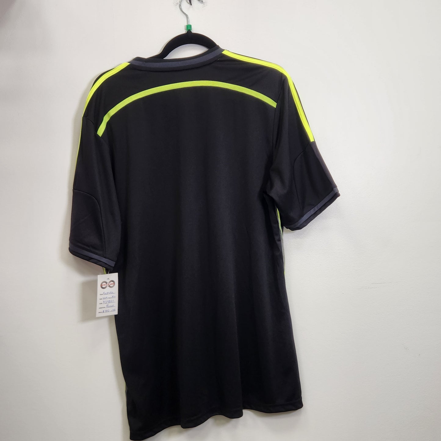 2014 Spain Away Jersey / X-Large / New