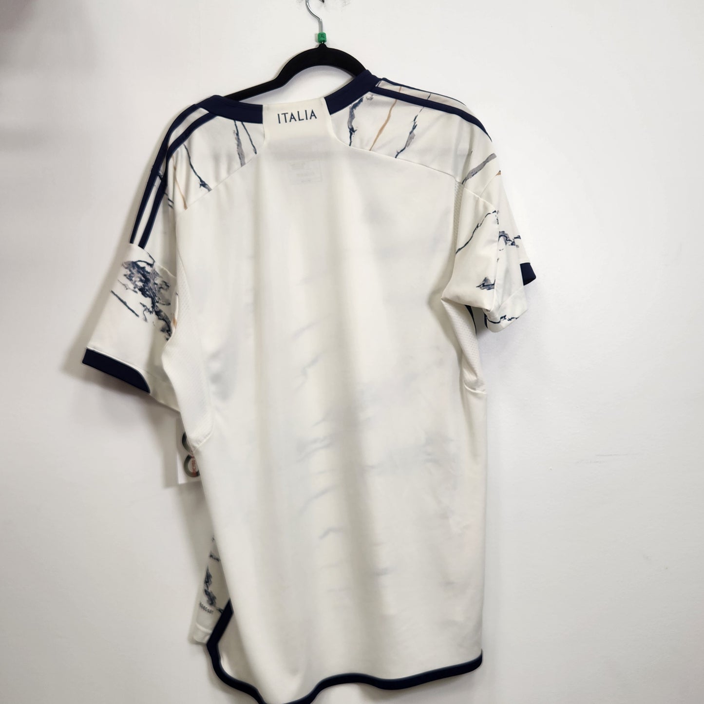 2022 Italy Away Jersey / X-Large / New