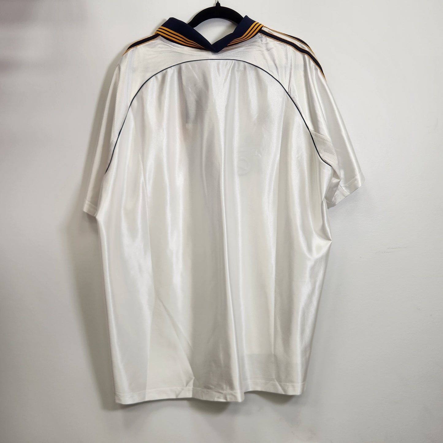 2025-26 Real Madrid Retro Home Jersey / 2X-Large / New