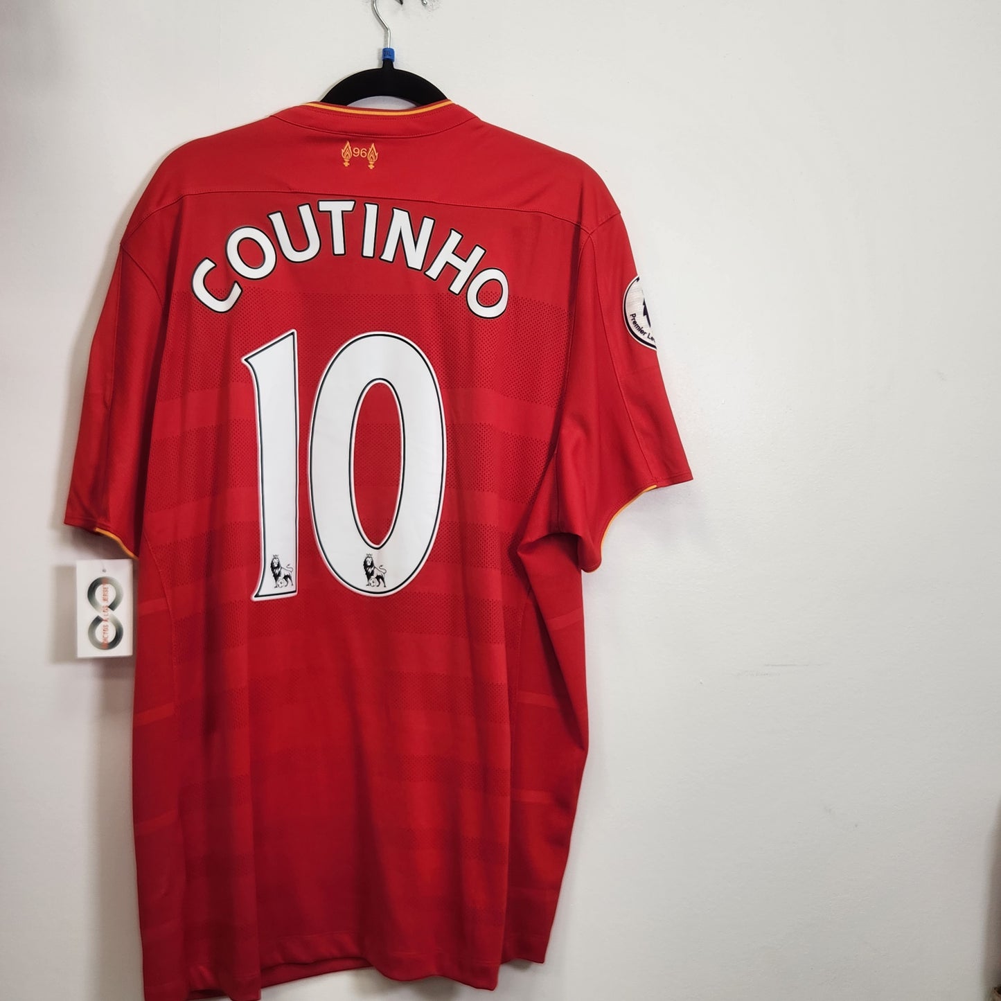 2016-17 Liverpool FC Coutinho 10 Home Jersey / X-Large / 10/10