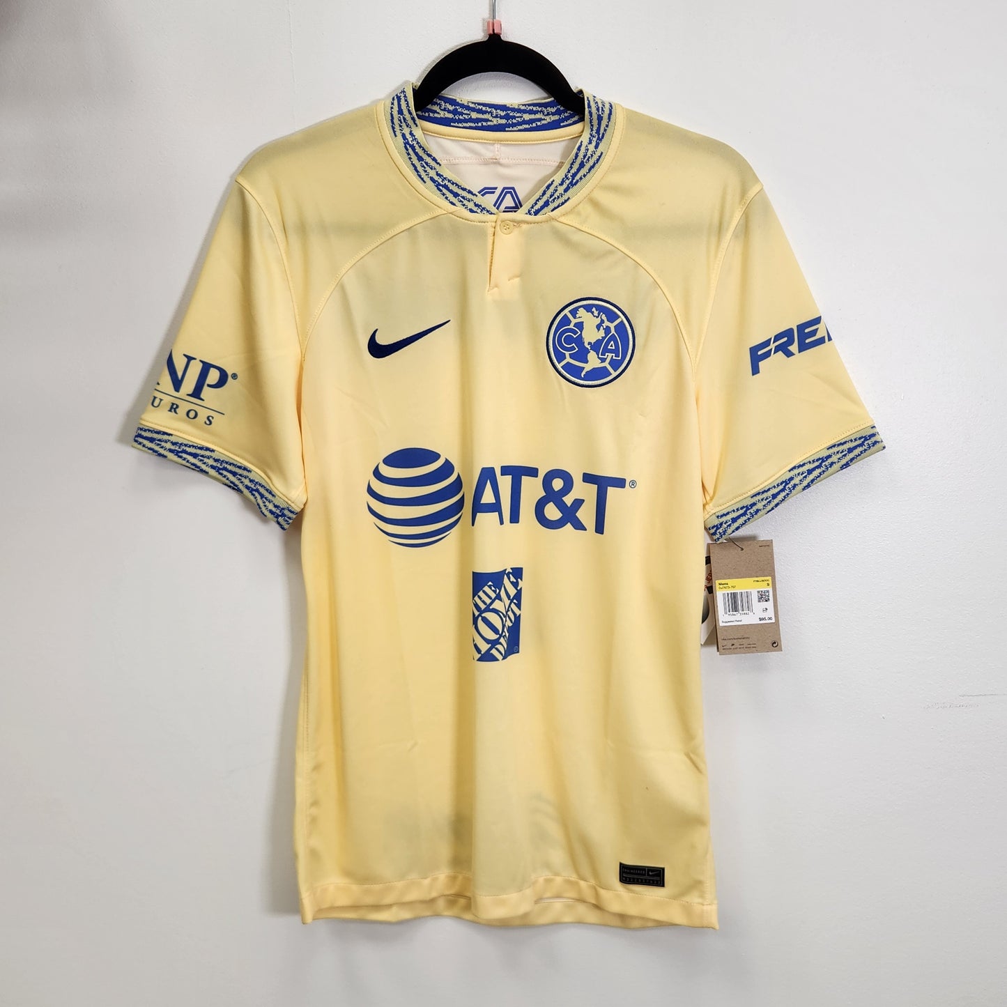 2022-23 Club America Home Jersey / Small / New