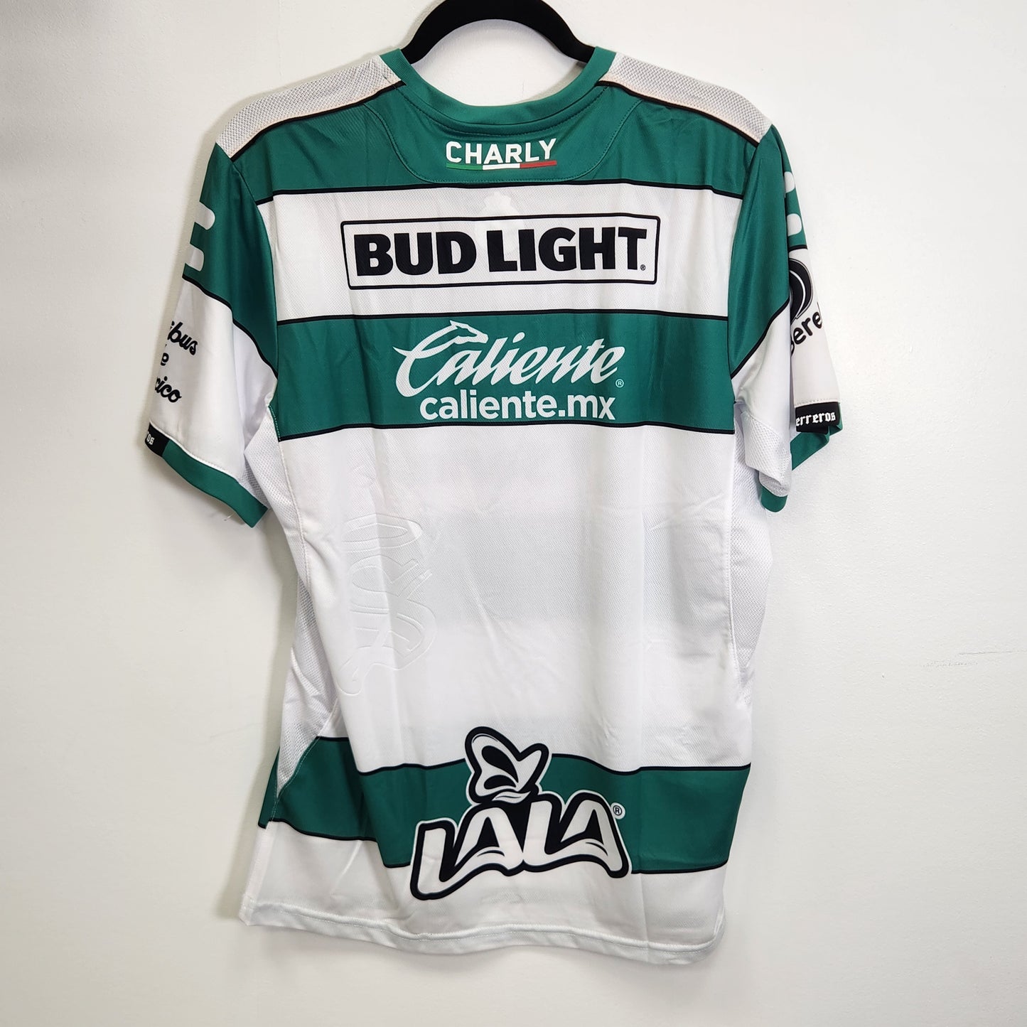 2019-20 Santos Laguna Home jersey / Large / New