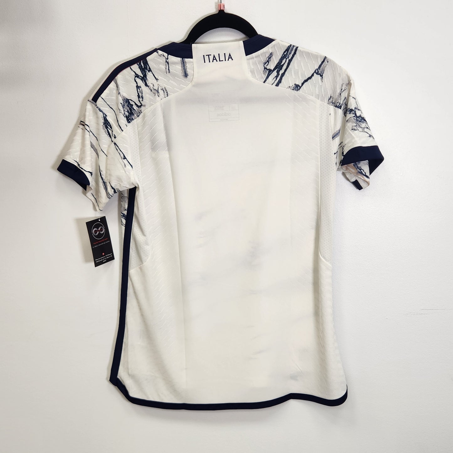 2022 Italy Away Jersey / Small / New