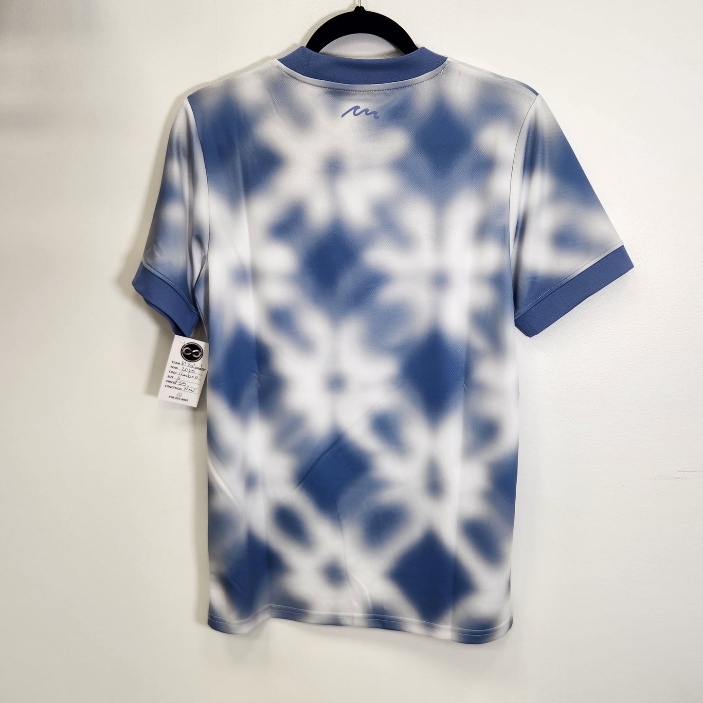 2025 El Salvador Pre-match Jersey / Small / New