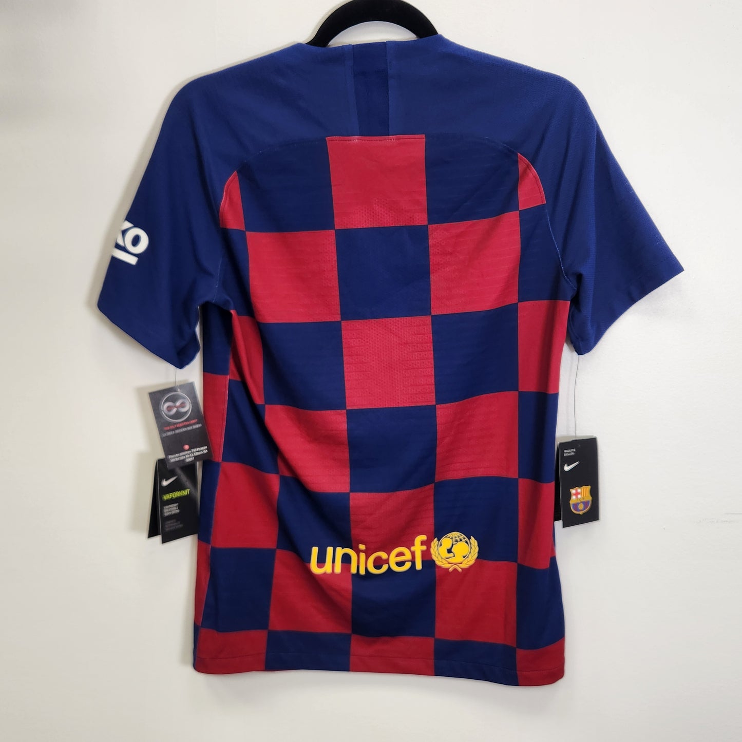 2019-20 FC Barcelona Home Jersey / Small / New