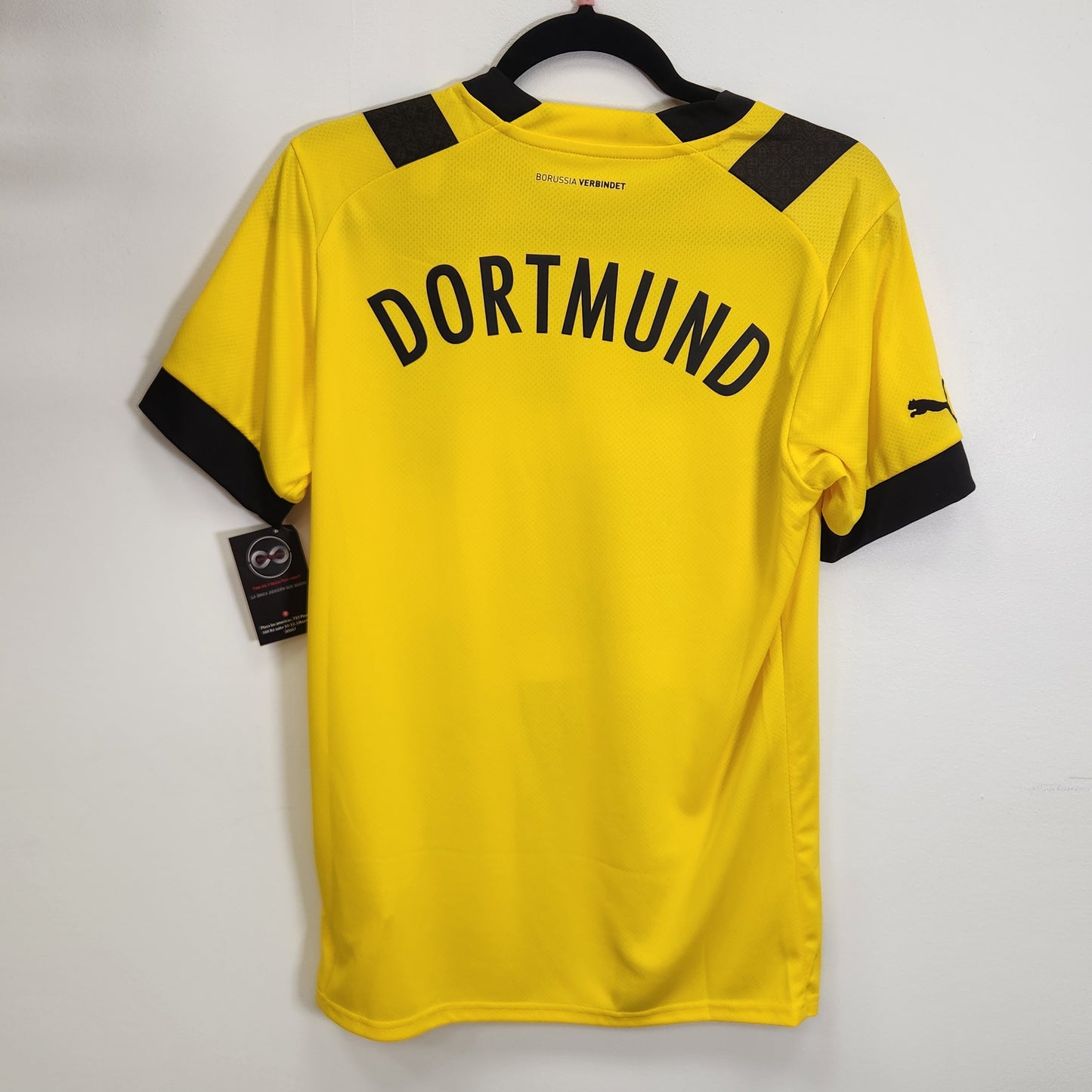 2024-25 Borussia Dortmund Home Jersey / Small / New