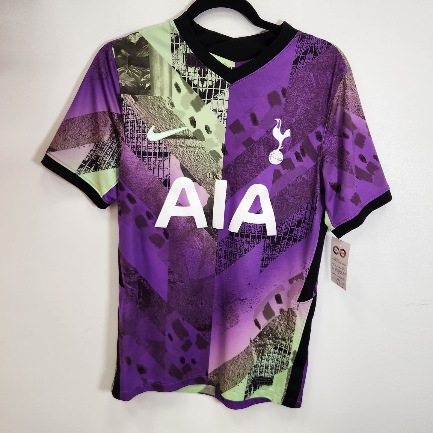 2021-22 Tottenham Hotspur Kane 10 Third Jersey / Small / Good