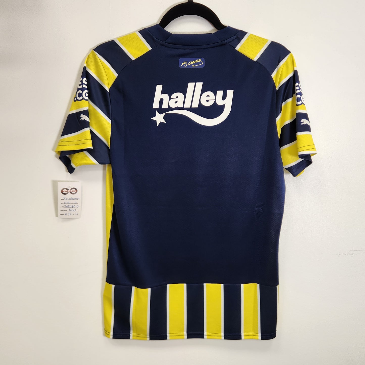 2022-23 Fenerbahçe SK Home Jersey / Small / New