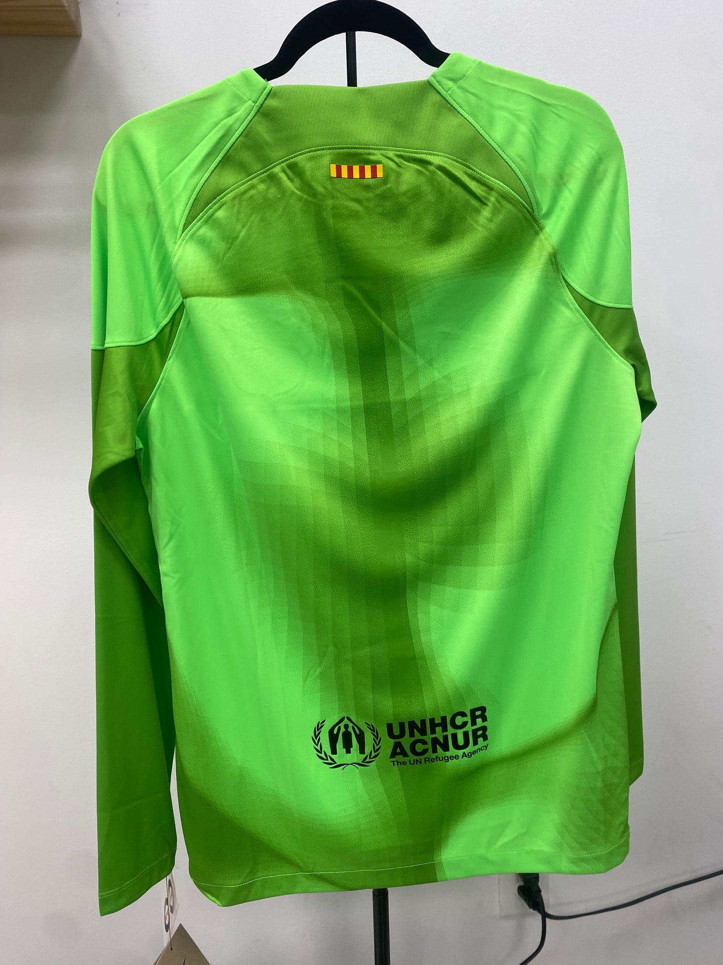 2022-23 FC Barcelona GK Jersey / Medium / New