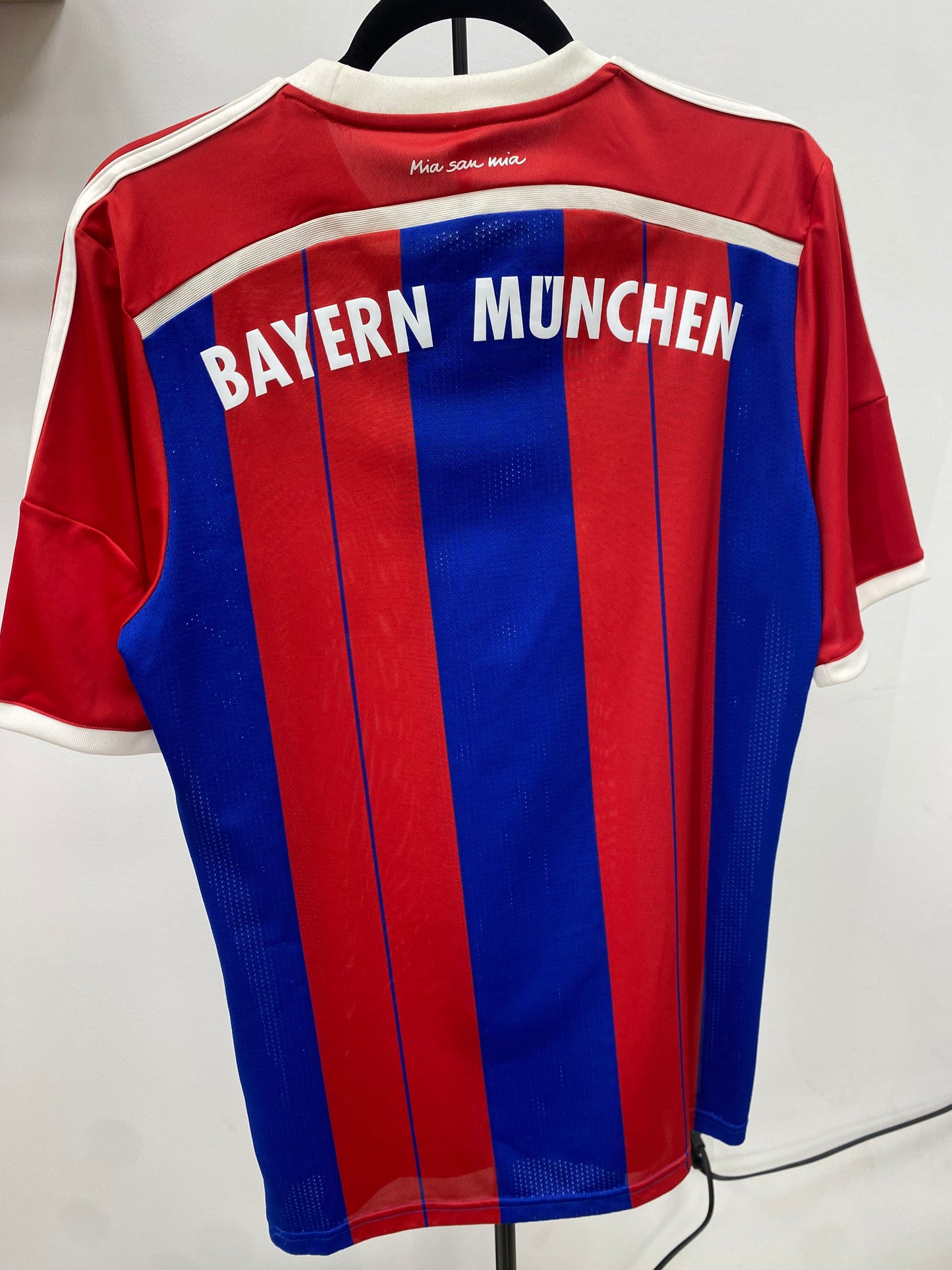 2014-15 Bayern München Home Jersey / Medium / 9/10