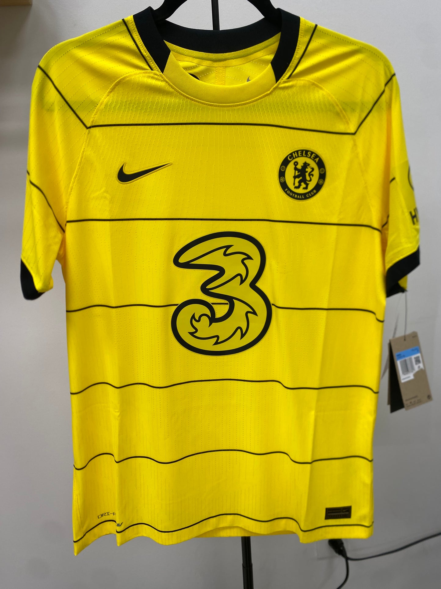 2021-22 Chelsea FC Away Jersey / Medium / New