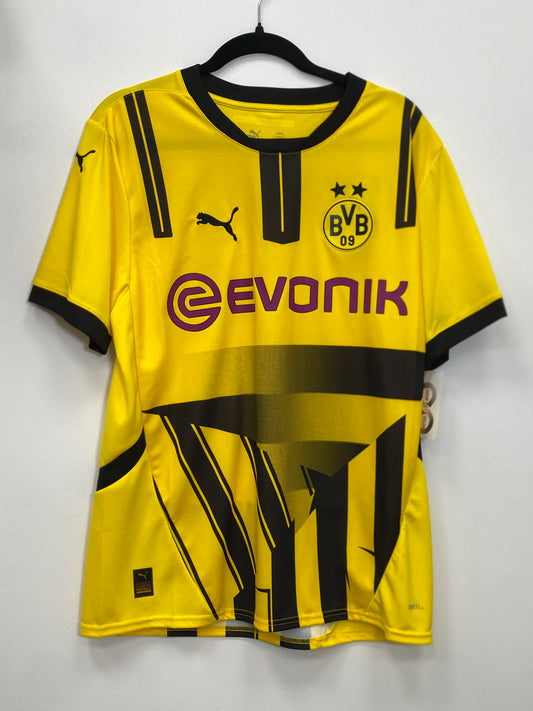 2024-25 Borussia Dortmund Home Jersey / Large / New